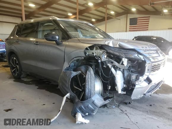 ✅ 2022 Mitsubishi Outlander SEL • VIN: JA4J3VA81NZ069273 • Lot: 86118375. Listed on Copart with 70,822 mi. Free auction sales archive from the USA and detailed vehicle history report at DreamBid. Image 4.