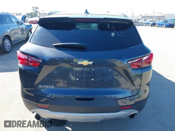 ✅ 2021 Chevrolet Blazer LT • VIN: 3GNKBCR43MS554259 • Lot: 41625832. Wystawiony na IAAI z przebiegiem 47 626 mil mil. Skorzystaj z bezpłatnego archiwum sprzedaży aukcyjnych z USA i zobacz szczegółowy raport historii pojazdu na DreamBid. Zdjęcie 17.