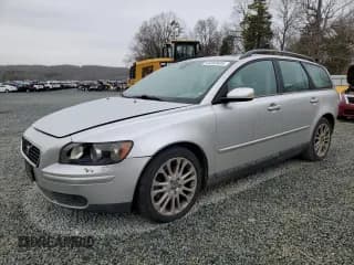 ✅ 2005 Volvo V50 • VIN: YV1MW682252043477 • Lot: 45303484. Wystawiony na Copart z przebiegiem 84 088 mil. Bezpłatny archiwum sprzedaży aukcyjnych z USA i szczegółowy raport historii pojazdu na DreamBid. Zdjęcie 1.