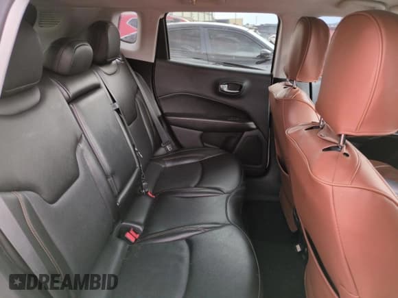 ✅ 2021 Jeep Compass Limited • VIN: 3C4NJCCB7MT555702 • Lot: 66208805. Wystawiony na Copart z przebiegiem 79 613 mil. Bezpłatny archiwum sprzedaży aukcyjnych z USA i szczegółowy raport historii pojazdu na DreamBid. Zdjęcie 10.