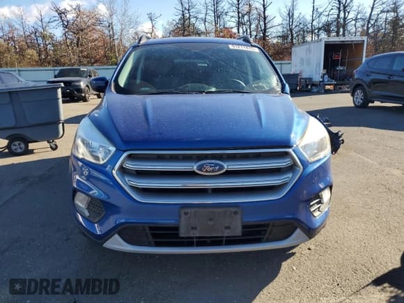 ✅ 2017 Ford Escape SE • VIN: 1FMCU9GD9HUE83194 • Lot: 91211475. Listed on Copart with 115,551 mi. Free auction sales archive from the USA and detailed vehicle history report at DreamBid. Image 5.