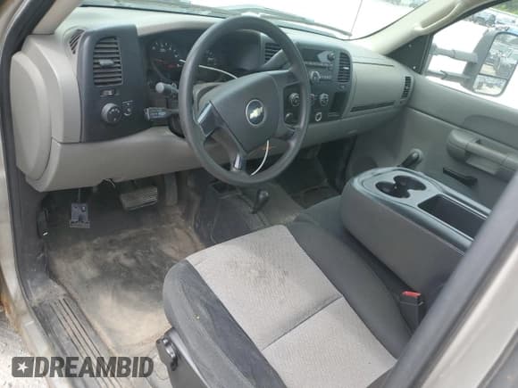 ✅ 2007 Chevrolet Silverado 1500 Work Truck • VIN: 1GCEK14C37Z524775 • Lot: 62601275. Listed on Copart with 142,227 mi. Free auction sales archive from the USA and detailed vehicle history report at DreamBid. Image 8.