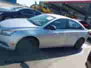 2013 Chevrolet Cruze LS z VIN 1G1PA5SH5D7145164, wystawiony jako IAAI lot #43294377 z przebiegiem 191 872 mil mil oraz . Historia ofert i sprzedaży dostępna na DreamBid. Obrazek 14.