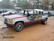 ✅ 1989 GMC Sierra 1500 • VIN: 2GTHC39N0K1511984 • Lot: 84058734. Wystawiony na Copart z przebiegiem Nie podano. Bezpłatny archiwum sprzedaży aukcyjnych z USA i szczegółowy raport historii pojazdu na DreamBid. Zdjęcie 1.