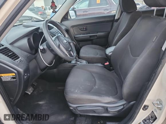 ✅ 2013 Kia Soul • VIN: KNDJT2A52D7774409 • Lot: 91626255. Listed on Copart with 170,596 mi. Free auction sales archive from the USA and detailed vehicle history report at DreamBid. Image 7.