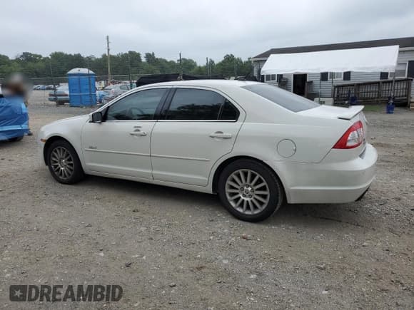 ✅ 2008 Mercury Milan Premier • VIN: 3MEHM08108R615159 • Лот: 68832895. Опубликован ранее на Copart с пробегом 128 068 миль. Бесплатный доступ к архиву аукционных продаж из США и подробный отчёт об истории автомобиля на DreamBid. Изображение 2.