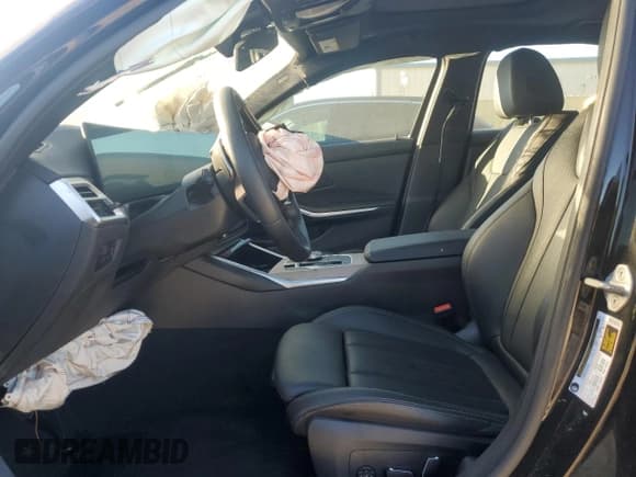 ✅ 2025 BMW 3 Series 330i • VIN: 3MW69CW01S8F10470 • Lot: 86663835. Listed on Copart with Not provided. Free auction sales archive from the USA and detailed vehicle history report at DreamBid. Image 7.