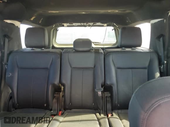 ✅ 2020 Ford Expedition XL • VIN: 1FMJU1GT4LEA04084 • Lot: 82224344. Listed on Copart with 101,644 mi. Free auction sales archive from the USA and detailed vehicle history report at DreamBid. Image 10.