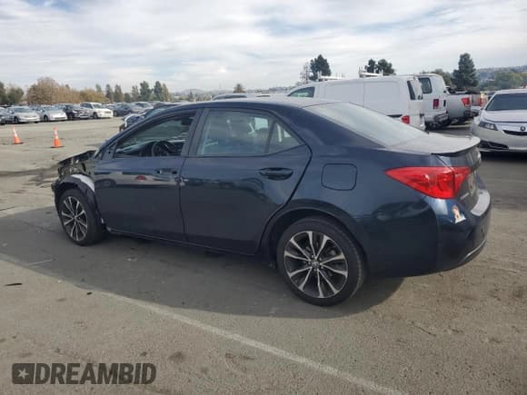 ✅ 2018 Toyota Corolla L • VIN: 2T1BURHE7JC088053 • Lot: 92264065. Listed on Copart with 61,787 mi. Free auction sales archive from the USA and detailed vehicle history report at DreamBid. Image 2.