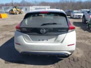 ✅ 2021 Nissan LEAF SV • VIN: 1N4AZ1CV8MC556168 • Лот: 41758095. Опубликован ранее на IAAI с пробегом 16 631 миль. Бесплатный доступ к архиву аукционных продаж из США и подробный отчёт об истории автомобиля на DreamBid. Изображение 17.