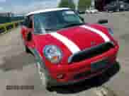 2009 MINI Hardtop with VIN WMWMF33549TU71215, listed as a Copart auction lot 62721075 with 141,040 mi miles and Non repairable. Bid and sale history available at DreamBid. Image 13.