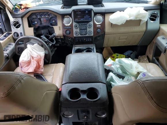 ✅ 2013 Ford F-350 XL • VIN: 1FT8W3DT1DEA07863 • Lot: 46672125. Listed on Copart with 241,673 mi. Free auction sales archive from the USA and detailed vehicle history report at DreamBid. Image 8.