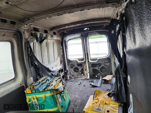 ✅ 2019 Ford Transit • VIN: 1FTYR2CM1KKB56039 • Lot: 65233115. Listed on Copart with Not provided. Free auction sales archive from the USA and detailed vehicle history report at DreamBid. Image 10.