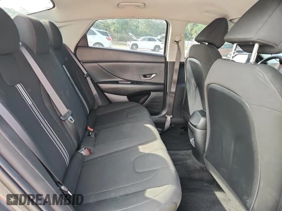 ✅ 2024 Hyundai Elantra SEL • VIN: KMHLM4DG7RU749184 • Lot: 91729515. Listed on Copart with 23,380 mi. Free auction sales archive from the USA and detailed vehicle history report at DreamBid. Image 10.