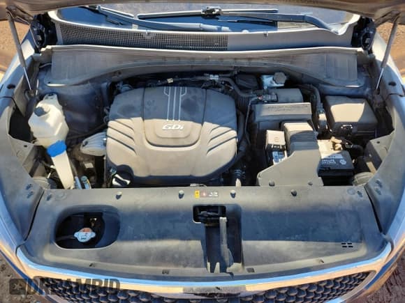 ✅ 2017 Kia Sorento LX • VIN: 5XYPGDA55HG322084 • Lot: 91095705. Listed on Copart with 126,624 mi. Free auction sales archive from the USA and detailed vehicle history report at DreamBid. Image 12.