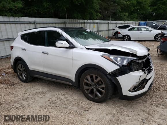 ✅ 2018 Hyundai Santa Fe Ultimate • VIN: 5NMZWDLA4JH055215 • Лот: 51577103. Опубликован ранее на Copart с пробегом 137 236 миль. Бесплатный доступ к архиву аукционных продаж из США и подробный отчёт об истории автомобиля на DreamBid. Изображение 4.