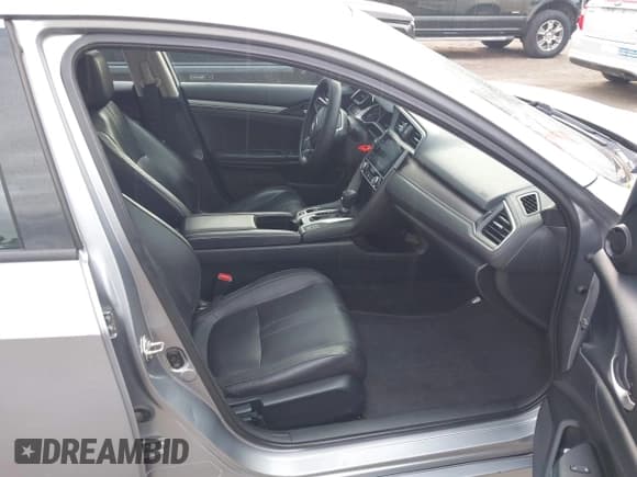 ✅ 2017 Honda Civic EX-L • VIN: 19XFC1F70HE204456 • Lot: 43692262. Wystawiony na IAAI z przebiegiem 179 396 mil. Bezpłatny archiwum sprzedaży aukcyjnych z USA i szczegółowy raport historii pojazdu na DreamBid. Zdjęcie 5.