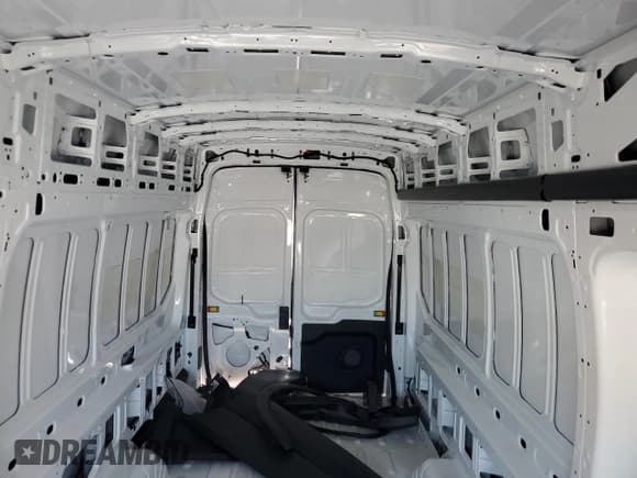 ✅ 2024 Ford Transit Cargo • VIN: 1FTBW3XG3RKB64288 • Lot: 71999655. Listed on Copart with 1,832 mi. Free auction sales archive from the USA and detailed vehicle history report at DreamBid. Image 10.