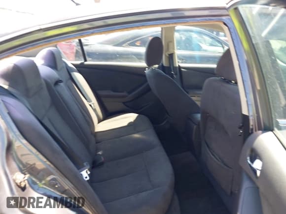 ✅ 2010 Nissan Altima Hybrid • VIN: 1N4CL2AP6AC111802 • Lot: 42228601. Wystawiony na IAAI z przebiegiem 284 487 mil. Bezpłatny archiwum sprzedaży aukcyjnych z USA i szczegółowy raport historii pojazdu na DreamBid. Zdjęcie 8.