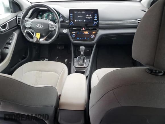 ✅ 2022 Hyundai Ioniq SE • VIN: KMHC75LC3NU268998 • Lot: 88120165. Wystawiony na Copart z przebiegiem 80 483 mil. Bezpłatny archiwum sprzedaży aukcyjnych z USA i szczegółowy raport historii pojazdu na DreamBid. Zdjęcie 8.