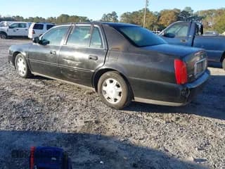 ✅ 2004 Cadillac DeVille • VIN: 1G6KD54Y04U120411 • Lot: 43716903. Wystawiony na IAAI z przebiegiem 125 242 mil. Bezpłatny archiwum sprzedaży aukcyjnych z USA i szczegółowy raport historii pojazdu na DreamBid. Zdjęcie 3.