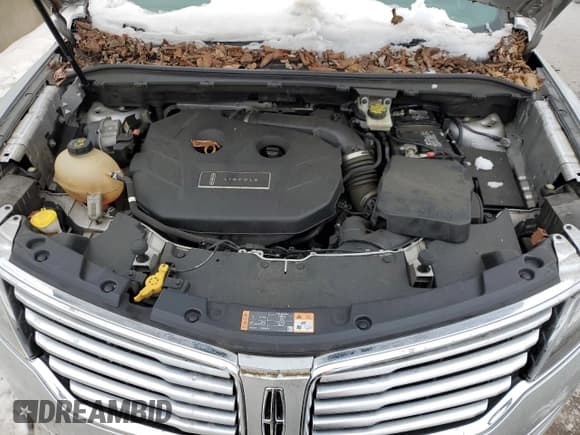 ✅ 2017 Lincoln MKC Premiere • VIN: 5LMCJ1C9XHUL50226 • Lot: 39492004. Listed on Copart with Not provided. Free auction sales archive from the USA and detailed vehicle history report at DreamBid. Image 12.