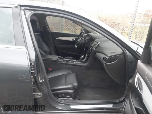 ✅ 2014 Cadillac ATS Luxury • VIN: 1G6AH5S3XE0146742 • Lot: 43738969. Listed on IAAI with 91,711 mi. Free auction sales archive from the USA and detailed vehicle history report at DreamBid. Image 5.