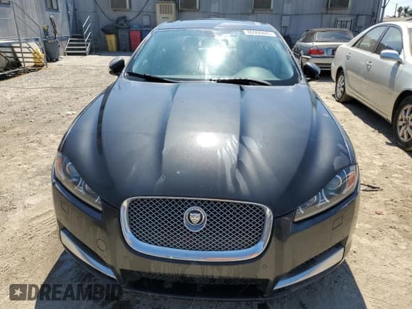 ✅ 2013 Jaguar XF RWD • VIN: SAJWA0ES2DPS93383 • Lot: 80900445. Listed on Copart with 127,656 mi. Free auction sales archive from the USA and detailed vehicle history report at DreamBid. Image 5.