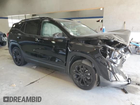 ✅ 2021 GMC Terrain SLE • VIN: 3GKALMEV7ML381656 • Lot: 90020025. Wystawiony na Copart z przebiegiem 88 819 mil. Bezpłatny archiwum sprzedaży aukcyjnych z USA i szczegółowy raport historii pojazdu na DreamBid. Zdjęcie 4.