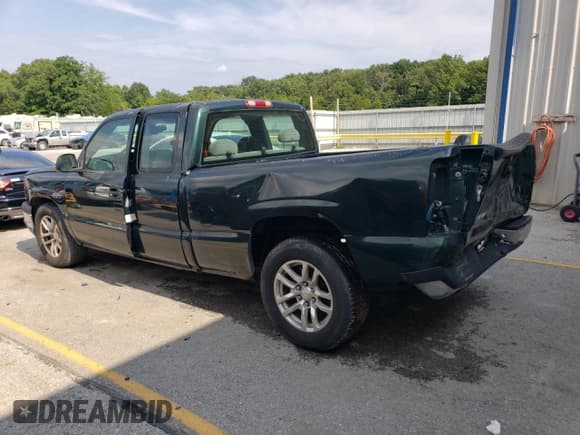 ✅ 2004 Chevrolet Silverado 1500 LS • VIN: 2GCEC19T841120428 • Лот: 62519024. Опубликован ранее на Copart с пробегом 97 406 миль. Бесплатный доступ к архиву аукционных продаж из США и подробный отчёт об истории автомобиля на DreamBid. Изображение 2.