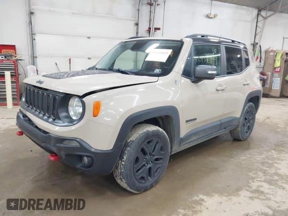 ✅ 2017 Jeep Renegade Trailhawk • VIN: ZACCJBCB6HPE97998 • Lot: 42435849. Listed on IAAI with 105,490 mi. Free auction sales archive from the USA and detailed vehicle history report at DreamBid. Image 2.