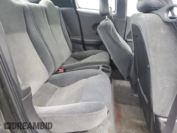 ✅ 2006 Saturn ION • VIN: 1G8AW15FX6Z110395 • Lot: 81459625. Wystawiony na Copart z przebiegiem 166 904 mil. Bezpłatny archiwum sprzedaży aukcyjnych z USA i szczegółowy raport historii pojazdu na DreamBid. Zdjęcie 10.