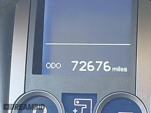 ✅ 2015 Lexus GX 460 • VIN: JTJBM7FX6F5109260 • Lot: 43570740. Listed on IAAI with 72,676 mi. Free auction sales archive from the USA and detailed vehicle history report at DreamBid. Image 15.