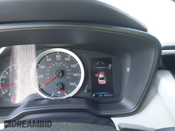 ✅ 2022 Toyota Corolla SE • VIN: 5YFS4MCE0NP124536 • Lot: 42524964. Wystawiony na IAAI z przebiegiem 48 352 mil. Bezpłatny archiwum sprzedaży aukcyjnych z USA i szczegółowy raport historii pojazdu na DreamBid. Zdjęcie 7.