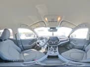 ✅ 2022 Toyota Highlander LE • VIN: 5TDZZRAH8NS540948 • Lot: 70578385. Listed on Copart with 72,549 mi. Free auction sales archive from the USA and detailed vehicle history report at DreamBid. Image 15.