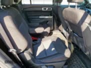 ✅ 2022 Ford Explorer XLT • VIN: 1FMSK7DH3NGA45097 • Lot: 81876135. Wystawiony na Copart z przebiegiem 70 716 mil. Bezpłatny archiwum sprzedaży aukcyjnych z USA i szczegółowy raport historii pojazdu na DreamBid. Zdjęcie 10.