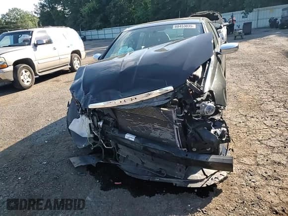 ✅ 2011 Chrysler 200 Limited • VIN: 1C3BC2FB5BN501092 • Lot: 68453035. Listed on Copart with 100,002 mi. Free auction sales archive from the USA and detailed vehicle history report at DreamBid. Image 14.