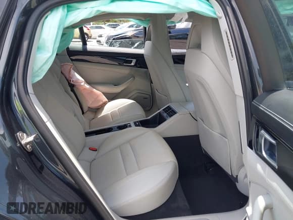 ✅ 2019 Porsche Panamera • VIN: WP0AA2A73KL102158 • Lot: 42342864. Listed on IAAI with Not provided. Free auction sales archive from the USA and detailed vehicle history report at DreamBid. Image 8.