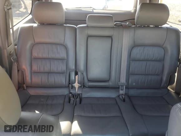✅ 2006 Lexus LX 470 • VIN: JTJHT00W764012157 • Lot: 91146865. Listed on Copart with 240,977 mi. Free auction sales archive from the USA and detailed vehicle history report at DreamBid. Image 10.