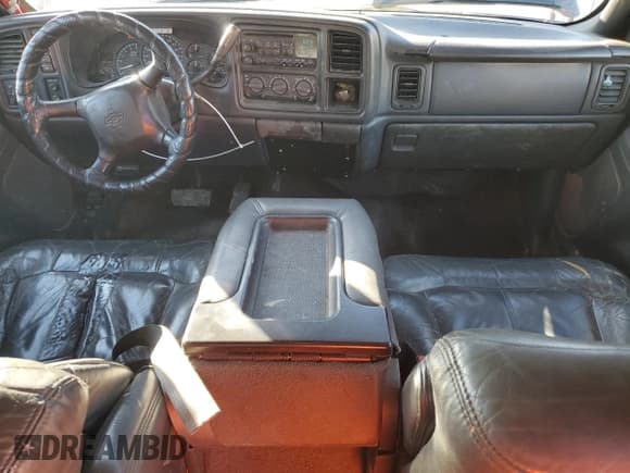 ✅ 2002 Chevrolet Silverado 2500HD LT • VIN: 1GCHK23U62F193911 • Lot: 87440435. Wystawiony na Copart z przebiegiem 183 509 mil. Bezpłatny archiwum sprzedaży aukcyjnych z USA i szczegółowy raport historii pojazdu na DreamBid. Zdjęcie 8.