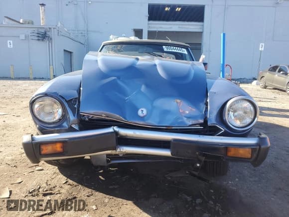 ✅ 1982 FIAT 124 Spider • VIN: ZFAAS00B4C5002042 • Lot: 90044445. Listed on Copart with 56,361 mi. Free auction sales archive from the USA and detailed vehicle history report at DreamBid. Image 5.