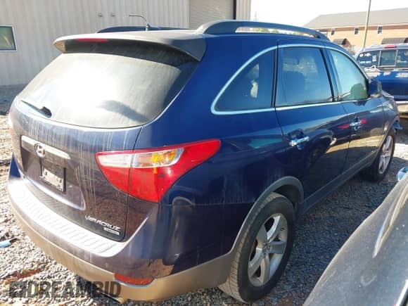 2010 Hyundai Veracruz Limited z VIN KM8NU4CC6AU100911, wystawiony jako IAAI lot #43457584 z przebiegiem Nie podano mil oraz . Historia ofert i sprzedaży dostępna na DreamBid. Obrazek 4.