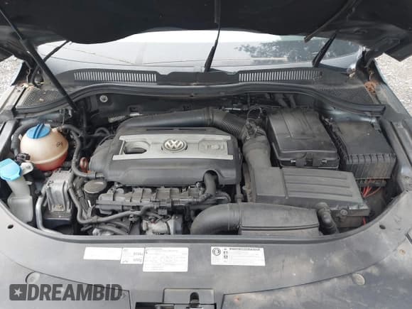 ✅ 2012 Volkswagen CC Sport • VIN: WVWNP7AN7CE533507 • Лот: 42551873. Опубликован ранее на IAAI с пробегом 101 215 миль. Бесплатный доступ к архиву аукционных продаж из США и подробный отчёт об истории автомобиля на DreamBid. Изображение 10.