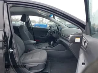 ✅ 2021 Hyundai Ioniq Blue • VIN: KMHC65LC0MU252890 • Lot: 41602092. Wystawiony na IAAI z przebiegiem 83 814 mil. Bezpłatny archiwum sprzedaży aukcyjnych z USA i szczegółowy raport historii pojazdu na DreamBid. Zdjęcie 5.