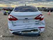 ✅ 2019 Ford Fiesta SE • VIN: 3FADP4BJ8KM117163 • Lot: 93697995. Wystawiony na Copart z przebiegiem 140 459 mil. Bezpłatny archiwum sprzedaży aukcyjnych z USA i szczegółowy raport historii pojazdu na DreamBid. Zdjęcie 6.