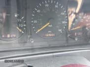 ✅ 2001 Mercedes-Benz M 320/430/500 • VIN: 4JGAB54EX1A243467 • Lot: 42467238. Listed on IAAI with 169,806 mi. Free auction sales archive from the USA and detailed vehicle history report at DreamBid. Image 16.