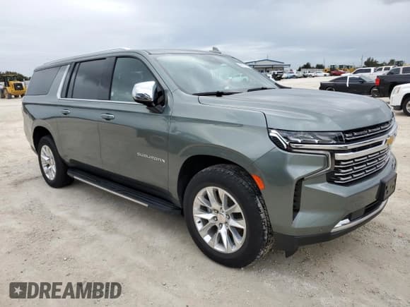 ✅ 2023 Chevrolet Suburban Premier • VIN: 1GNSKFKD9PR475598 • Lot: 75200954. Wystawiony na Copart z przebiegiem 30 049 mil. Bezpłatny archiwum sprzedaży aukcyjnych z USA i szczegółowy raport historii pojazdu na DreamBid. Zdjęcie 4.