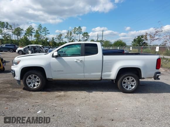 ✅ 2021 Chevrolet Colorado 2WD LT • VIN: 1GCHSCEAXM1288397 • Lot: 43502093. Wystawiony na IAAI z przebiegiem 69 357 mil. Bezpłatny archiwum sprzedaży aukcyjnych z USA i szczegółowy raport historii pojazdu na DreamBid. Zdjęcie 13.