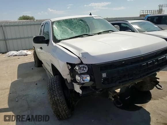 ✅ 2012 Chevrolet Silverado 1500 LT • VIN: 1GCRKSE78CZ304180 • Лот: 80655695. Опубликован ранее на Copart с пробегом 194 595 миль. Бесплатный доступ к архиву аукционных продаж из США и подробный отчёт об истории автомобиля на DreamBid. Изображение 13.