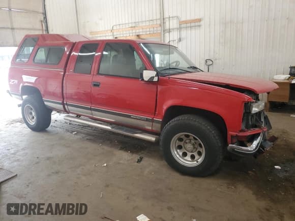 ✅ 1998 GMC Sierra 1500 • VIN: 2GTEK19RXW1547233 • Лот: 60666705. Опубликован ранее на Copart с пробегом 168 373 миль. Бесплатный доступ к архиву аукционных продаж из США и подробный отчёт об истории автомобиля на DreamBid. Изображение 4.